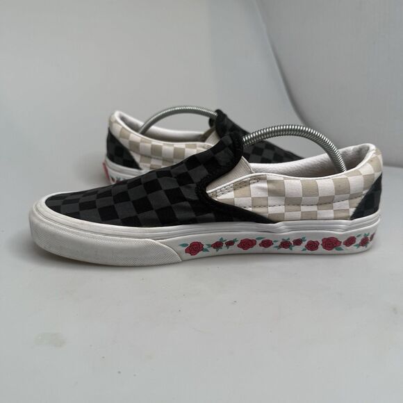 Vans Off The Wall Authentic Women’s 8.5 W Slip-On Roses Checkerboard Black White - Picture 12 of 13